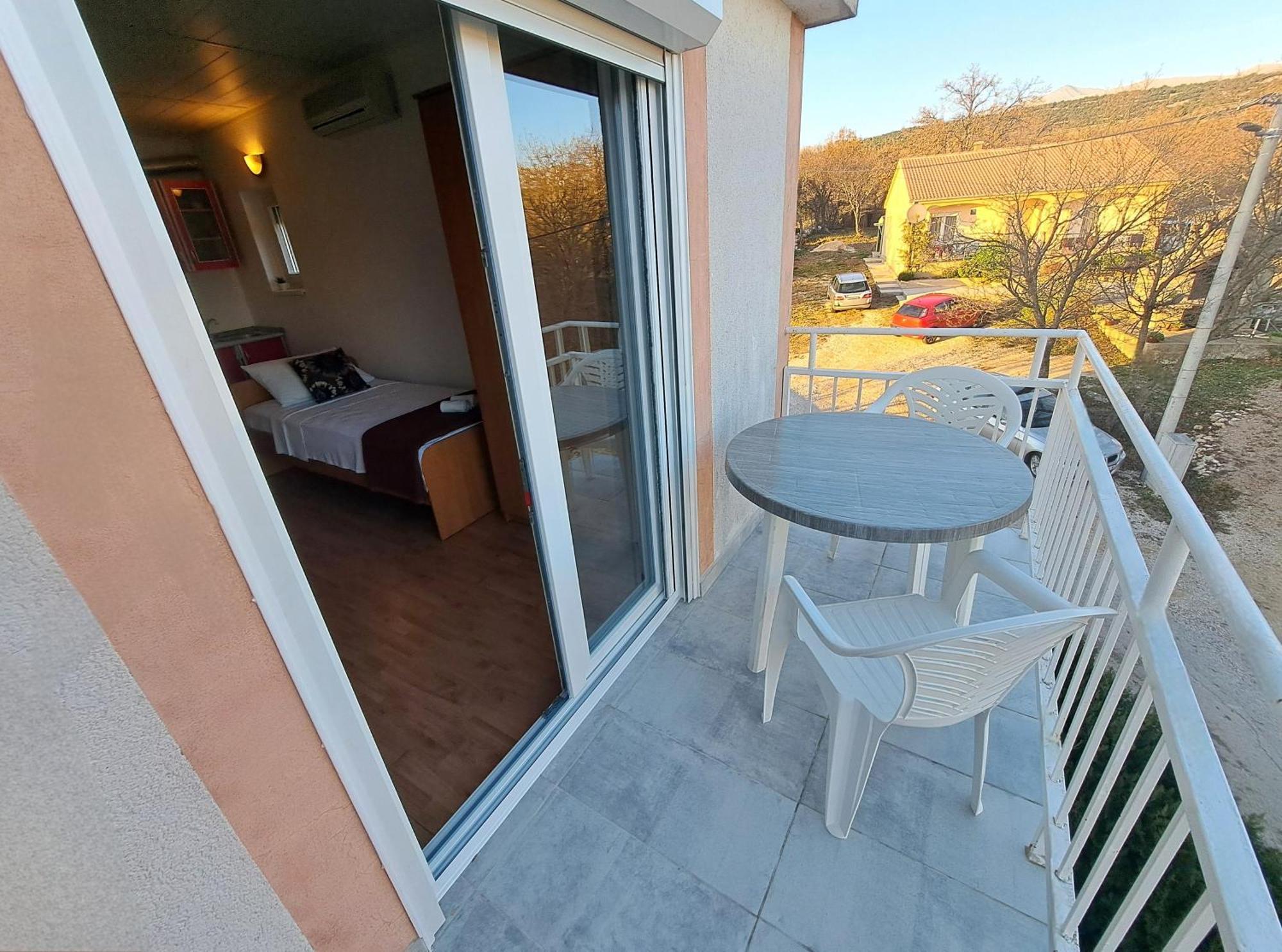 Apartments Maruna Maslenica Zewnętrze zdjęcie
